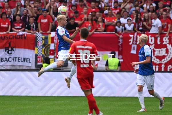 Fußball I Herren I Saison 2022-2023 I 2. Bundesliga I 6. Spieltag I 1. FC Kaiserslautern - 1. FC Magdeburg I 28.08.2022 Kpfball von Andreas Müller (#16, 1. FC Magdeburg)
Ort: Kaiserslautern, Germany
Datum: 28.08.2022