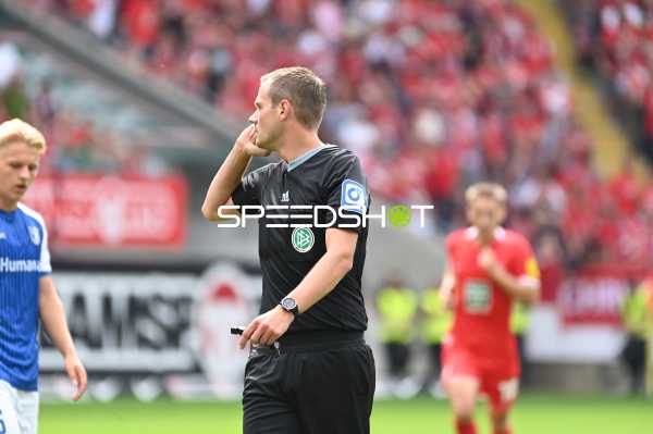 Fußball I Herren I Saison 2022-2023 I 2. Bundesliga I 6. Spieltag I 1. FC Kaiserslautern - 1. FC Magdeburg I 28.08.2022 VAR
Ort: Kaiserslautern, Germany
Datum: 28.08.2022
