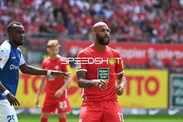 Fußball I Herren I Saison 2022-2023 I 2. Bundesliga I 6. Spieltag I 1. FC Kaiserslautern - 1. FC Magdeburg I 28.08.2022 Terrence Boyd (#13, 1. FC Kaiserslautern)
Ort: Kaiserslautern, Germany
Datum: 28.08.2022