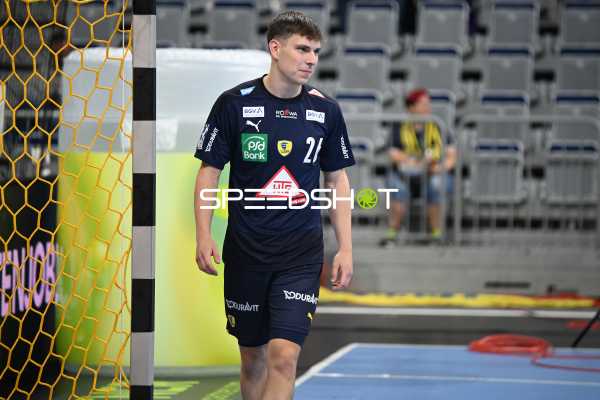 Handball I Herren I Saison 2022-2023 I Liqui Moly Handballbundesliga I 1. Spieltag I Rhein-Neckar Löwen - MT Melsungen I 03.09.2022 Niklas Michalski (#26, Rhein-Neckar Löwen) beim aufwärmen
Ort: Mannheim, Germany
Datum: 03.09.2022 - Niklas Michalski