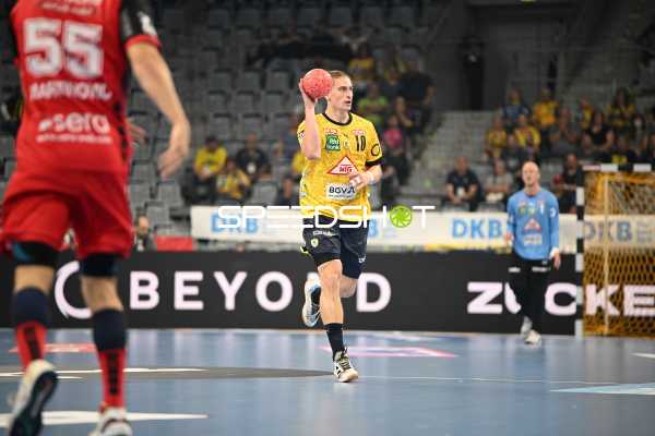 Handball I Herren I Saison 2022-2023 I Liqui Moly Handballbundesliga I 1. Spieltag I Rhein-Neckar Löwen - MT Melsungen I 03.09.2022 Juri Knorr (#10, Rhein-Neckar Löwen)
Ort: Mannheim, Germany
Datum: 03.09.2022 - Juri Knorr