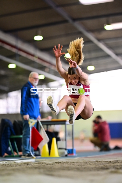 Wulfert Ronja (214; LTV Bad Dürkheim) beim Weitsprung