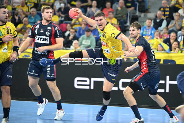 Handball I Herren I Saison 2022-2023 I Liqui Moly Handballbundesliga I 5. Spieltag I Rhein-Neckar Löwen - SG Flensburg-Handewitt I 24.09.2022 Wurf von Halil Jaganjac (#45, Rhein-Neckar Löwen)
Ort: Mannheim, Germany
Datum: 24.09.2022 - Halil Jaganjac