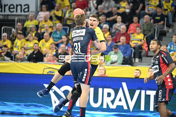 Handball I Herren I Saison 2022-2023 I Liqui Moly Handballbundesliga I 5. Spieltag I Rhein-Neckar Löwen - SG Flensburg-Handewitt I 24.09.2022 Wurf von Halil Jaganjac (#45, Rhein-Neckar Löwen) gegen Emil Manfeldt Jakobsen (#31, SG Flensburg-Handewitt)
Ort: Mannheim, Germany
Datum: 24.09.2022 - 44