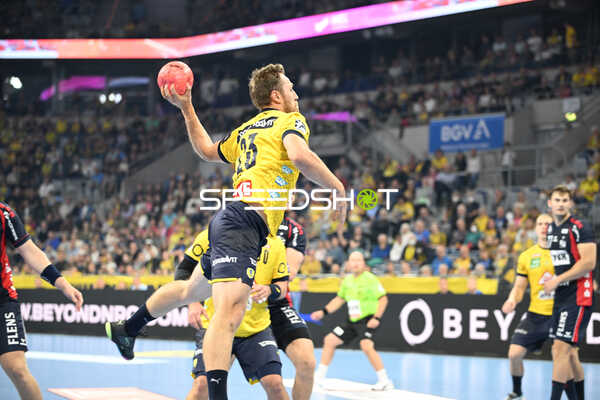 Handball I Herren I Saison 2022-2023 I Liqui Moly Handballbundesliga I 5. Spieltag I Rhein-Neckar Löwen - SG Flensburg-Handewitt I 24.09.2022 Wurf von Albin Lagergren (#23, Rhein-Neckar Löwen)
Ort: Mannheim, Germany
Datum: 24.09.2022