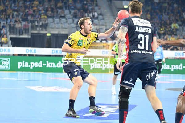 Handball I Herren I Saison 2022-2023 I Liqui Moly Handballbundesliga I 5. Spieltag I Rhein-Neckar Löwen - SG Flensburg-Handewitt I 24.09.2022 Pass von Albin Lagergren (#23, Rhein-Neckar Löwen)
Ort: Mannheim, Germany
Datum: 24.09.2022