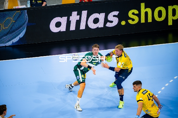 Oskar Joelsson (3; ThSV Eisenach) wirft aufs Tor