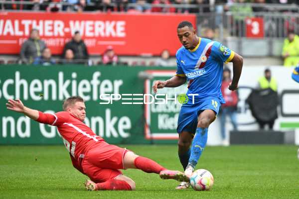 Fußball I Herren I Saison 2022-2023 I 2. Bundesliga I 10. Spieltag I 1. FC Kaiserslautern - Eintracht Braunschweig I 02.10.2022