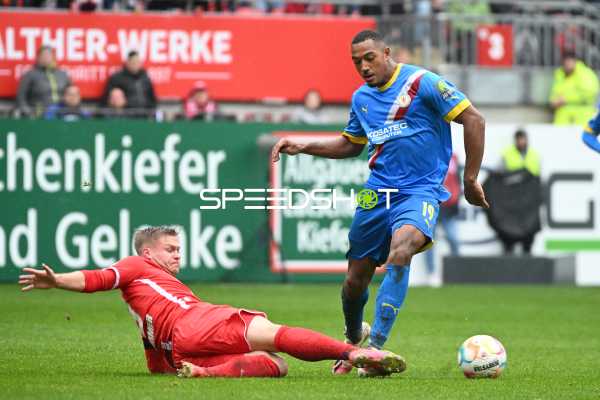 Fußball I Herren I Saison 2022-2023 I 2. Bundesliga I 10. Spieltag I 1. FC Kaiserslautern - Eintracht Braunschweig I 02.10.2022