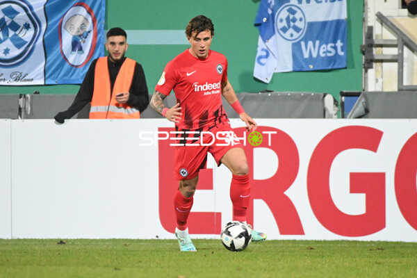 Fußball I Herren I Saison 2022-2023 I DFB-Pokal I 2. Hauptrunde I SV Stuttgarter Kickers - Eintracht Frankfurt I 18.10.2022 Luca Pellegrini (#33, Eintracht Frankfurt)
Ort: Stuttgart, Germany
Datum: 18.10.2022