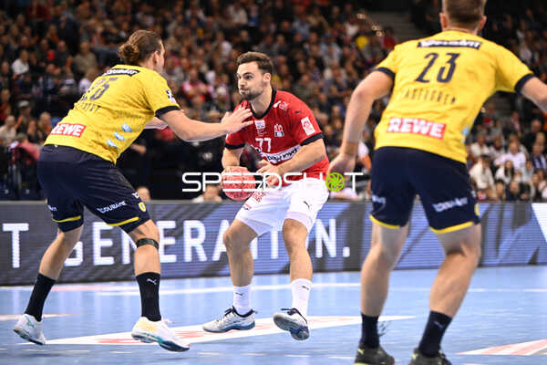 Handball I Herren I Saison 2022-2023 I Liqui Moly Handballbundesliga I 10. Spieltag I Handball Sport Verein Hamburg - Rhein-Neckar Löwen I 06.11.2022 Dani Baijens (77, Handball Sport Verein Hamburg) gegen Olle Forsell Schefvert (#25, Rhein-Neckar Löwen)
Ort: Hamburg, Germany
Datum: 06.11.2022 - Dani Baijens