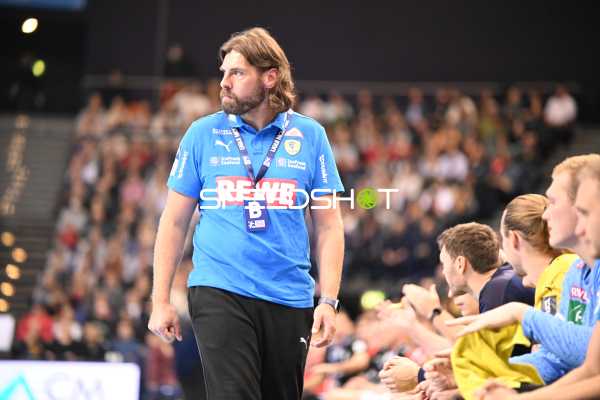 Handball I Herren I Saison 2022-2023 I Liqui Moly Handballbundesliga I 10. Spieltag I Handball Sport Verein Hamburg - Rhein-Neckar Löwen I 06.11.2022 Sebastian Hinze (Trainer, Rhein-Neckar Löwen)
Ort: Hamburg, Germany
Datum: 06.11.2022