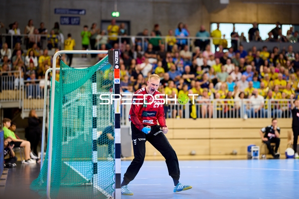 David Späth (29; Rhein Neckar Löwen) jubelt im Tor