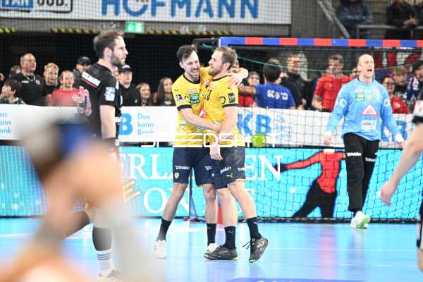 Handball I Herren I Saison 2022-2023 I Liqui Moly Handballbundesliga I 13. Spieltag I HC Erlangen - Rhein-Neckar Löwen I 19.11.2022