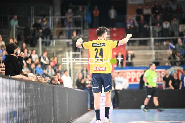 Handball I Herren I Saison 2022-2023 I Liqui Moly Handballbundesliga I 13. Spieltag I HC Erlangen - Rhein-Neckar Löwen I 19.11.2022 Jubel Patrick Groetzki (24, Rhein-Neckar Löwen)
Ort: Nürnberg, Germany
Datum: 19.11.2022 - Jubel Patrick Groetzki