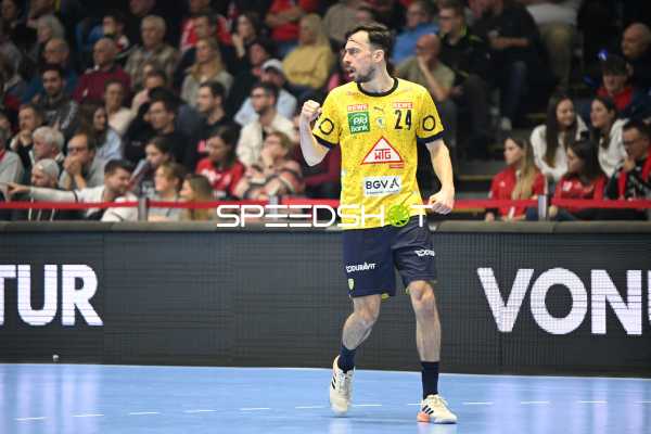 Handball I Herren I Saison 2022-2023 I DHB-Pokal I Achtelfinale I MT Melsungen - Rhein-Neckar Löwen I 21.12.2022 Jubel von Patrick Groetzki (24, Rhein-Neckar Löwen)
Ort: Kassel, Germany
Datum: 21.12.2022 - Jubel von Patrick Groetzki, Juri Knorr, Patrick Groetzki