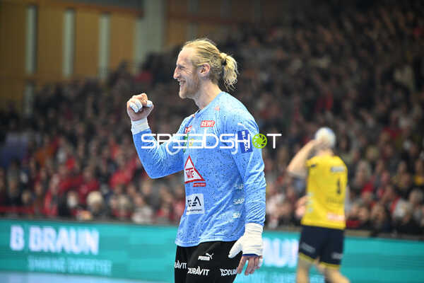 Handball I Herren I Saison 2022-2023 I DHB-Pokal I Achtelfinale I MT Melsungen - Rhein-Neckar Löwen I 21.12.2022 Jubel von Mikael Appelgren (1, Rhein-Neckar Löwen)
Ort: Kassel, Germany
Datum: 21.12.2022 - Jubel von Mikael Appelgren