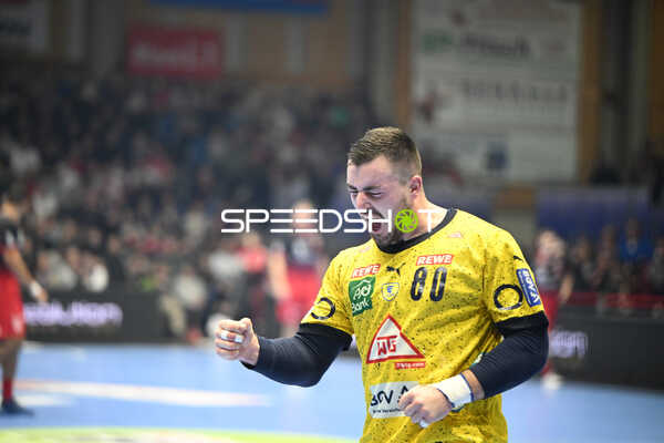 Handball I Herren I Saison 2022-2023 I DHB-Pokal I Achtelfinale I MT Melsungen - Rhein-Neckar Löwen I 21.12.2022 Jubel von Jannik Kohlbacher (80, Rhein-Neckar Löwen)
Ort: Kassel, Germany
Datum: 21.12.2022 - Jubel von Jannik Kohlbacher