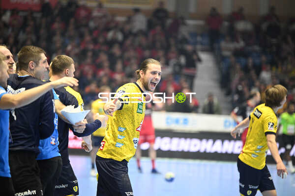 Handball I Herren I Saison 2022-2023 I DHB-Pokal I Achtelfinale I MT Melsungen - Rhein-Neckar Löwen I 21.12.2022 Jubel von Olle Forsell Schefvert (25, Rhein-Neckar Löwen)
Ort: Kassel, Germany
Datum: 21.12.2022 - Jubel von Olle Forsell Schefvert, Olle Forsell Schefvert