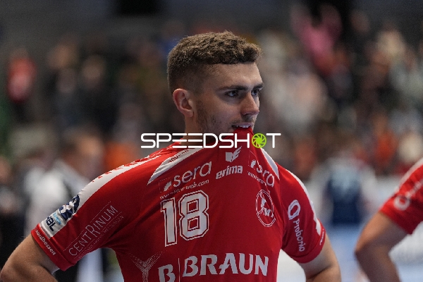 Florian Drosten (18; MT Melsungen) in Aktion