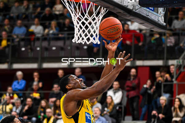 Basketball I Herren I Saison 2022-2023 I easyCredit BBL I 11. Spieltag I MHP Riesen Ludwigsburg - ratiopharm Ulm I 27.12.2022
