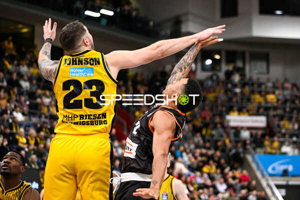 Basketball I Herren I Saison 2022-2023 I easyCredit BBL I 11. Spieltag I MHP Riesen Ludwigsburg - ratiopharm Ulm I 27.12.2022
