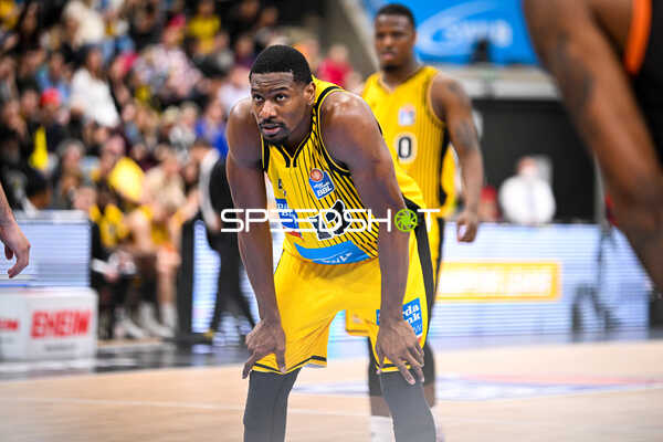 Basketball I Herren I Saison 2022-2023 I easyCredit BBL I 11. Spieltag I MHP Riesen Ludwigsburg - ratiopharm Ulm I 27.12.2022