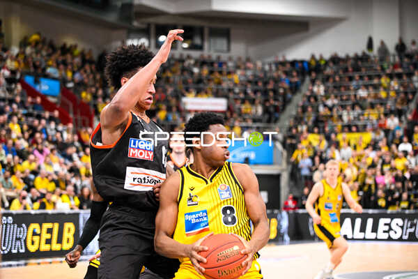 Basketball I Herren I Saison 2022-2023 I easyCredit BBL I 11. Spieltag I MHP Riesen Ludwigsburg - ratiopharm Ulm I 27.12.2022