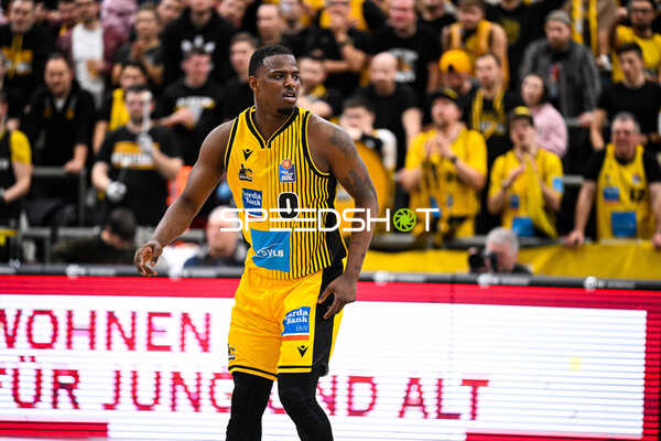 Basketball I Herren I Saison 2022-2023 I easyCredit BBL I 11. Spieltag I MHP Riesen Ludwigsburg - ratiopharm Ulm I 27.12.2022