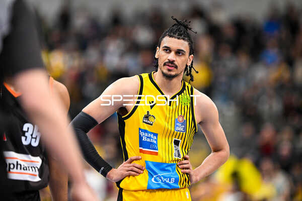 Basketball I Herren I Saison 2022-2023 I easyCredit BBL I 11. Spieltag I MHP Riesen Ludwigsburg - ratiopharm Ulm I 27.12.2022 Jonathan Bähre (1, MHP Riesen Ludwigsburg)
Ort: Ludwigsburg, Germany
Datum: 27.12.2022 - Jonathan Bahre