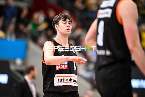 Basketball I Herren I Saison 2022-2023 I easyCredit BBL I 11. Spieltag I MHP Riesen Ludwigsburg - ratiopharm Ulm I 27.12.2022 Juan Nunez (17, ratiopharm Ulm)
Ort: Ludwigsburg, Germany
Datum: 27.12.2022 - Juan Nunez