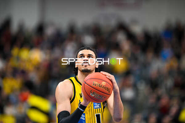 Basketball I Herren I Saison 2022-2023 I easyCredit BBL I 11. Spieltag I MHP Riesen Ludwigsburg - ratiopharm Ulm I 27.12.2022 Jonathan Bähre (1, MHP Riesen Ludwigsburg)
Ort: Ludwigsburg, Germany
Datum: 27.12.2022 - Jonathan Bahre