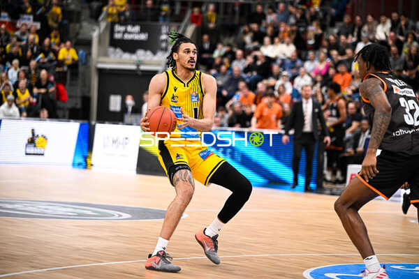 Basketball I Herren I Saison 2022-2023 I easyCredit BBL I 11. Spieltag I MHP Riesen Ludwigsburg - ratiopharm Ulm I 27.12.2022
