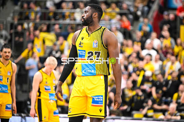 Basketball I Herren I Saison 2022-2023 I easyCredit BBL I 11. Spieltag I MHP Riesen Ludwigsburg - ratiopharm Ulm I 27.12.2022