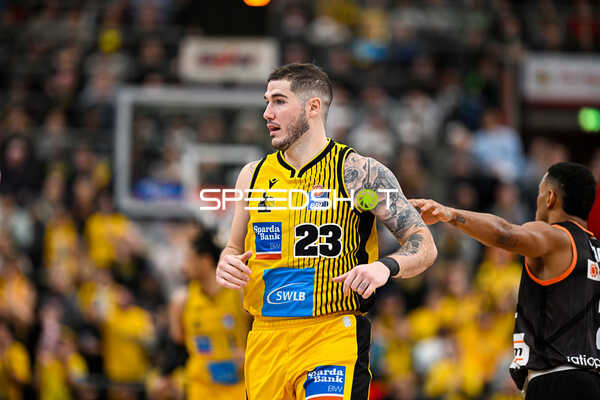Basketball I Herren I Saison 2022-2023 I easyCredit BBL I 11. Spieltag I MHP Riesen Ludwigsburg - ratiopharm Ulm I 27.12.2022