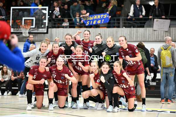 Handball I Frauen I Saison 2022-2023 I 1. HBF I 11. Spieltag I VfL Waiblingen - Buxtehuder SV I 07.01.2023