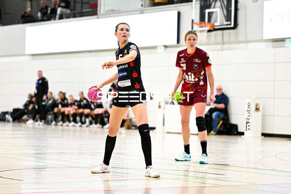 Handball I Frauen I Saison 2022-2023 I 1. HBF I 11. Spieltag I VfL Waiblingen - Buxtehuder SV I 07.01.2023