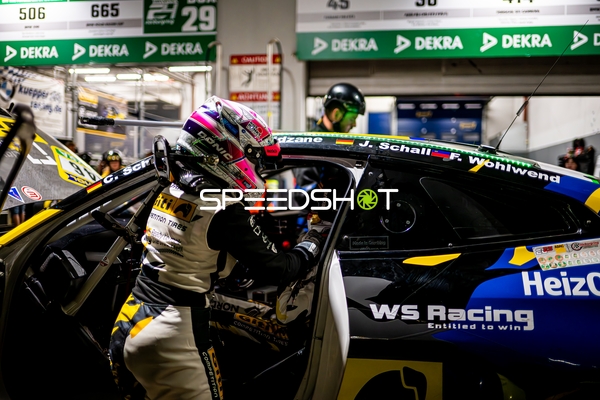 Boxenstopp am Nürburgring