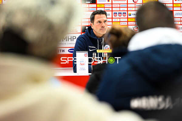 Fußball I Herren I Saison 2022-2023 I 2. Bundesliga I 18. Spieltag I 1. FC Heidenheim 1846 - F.C. Hansa Rostock I 28.01.2023 Patrick Glöckner (Trainer, F.C. Hansa Rostock) bei der Pressekonferenz
Ort: Heidenheim, Germany
Datum: 28.01.2023