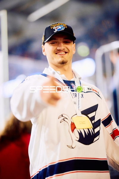 Jungadler feiern Meisterschaft