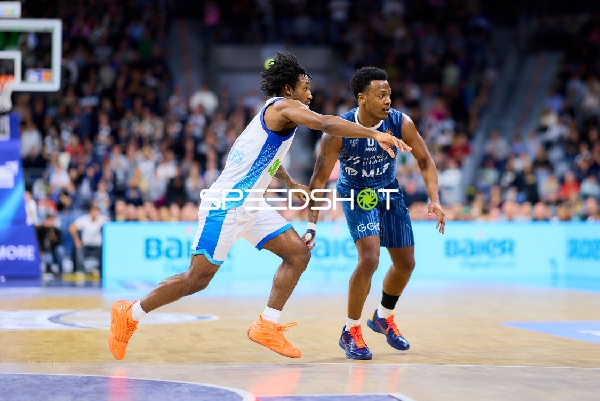 DJ Horne (0; MLP Academics Heidelberg) in Aktion