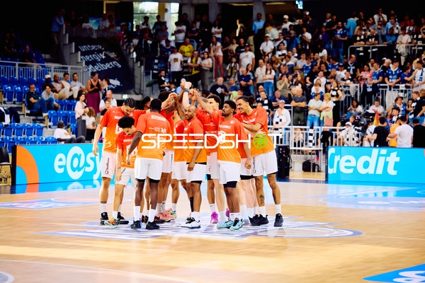 NINERS Chemnitz im Huddle