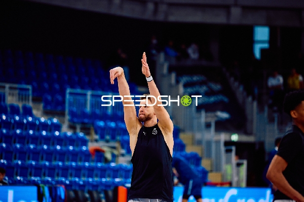 Ein Spieler beim Wurftraining