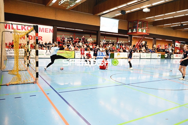 Tor für Kurpfalz Bären gegen Mainz 05