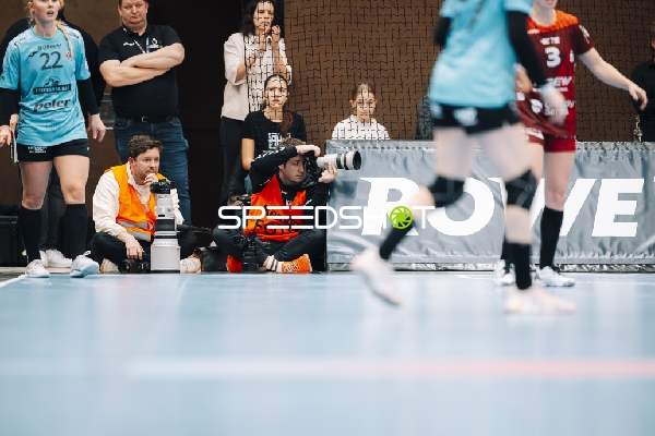 Szene mit Rikke Hoffbeck Petersen (22; Thüringer HC)