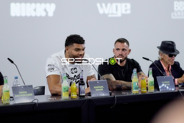 Ringside-Zone Face-Off