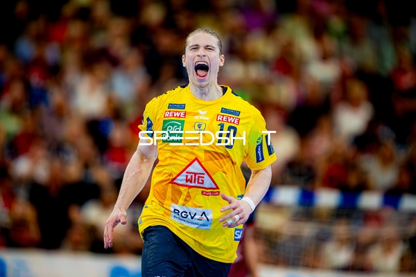 Torjubel Juri Knorr (10;Rhein Neckar Löwen)