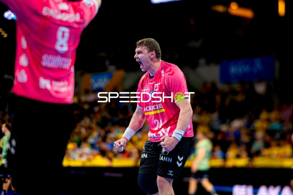 Jubel nach Tor von Lukas Laube (24; TVB 1898 Stuttgart)