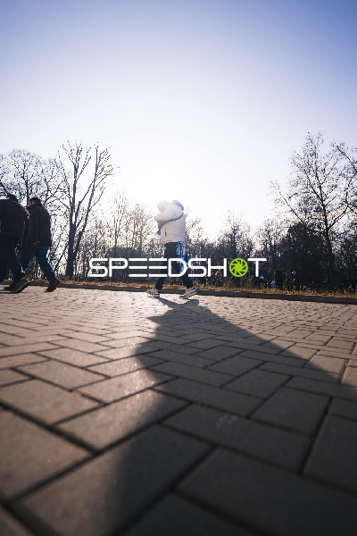 Fußballfans vor Stadion