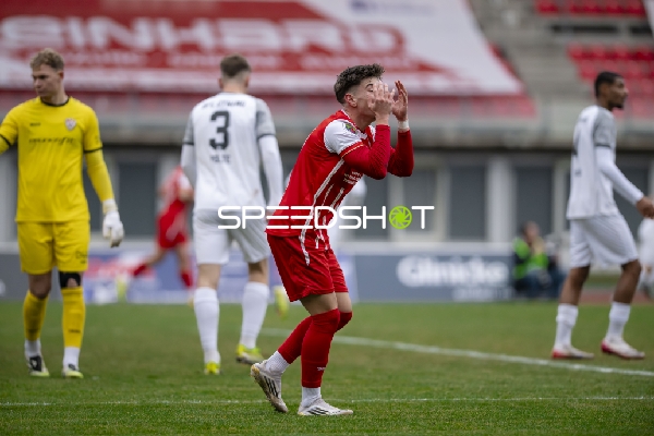 Frustrierter Spieler im Fokus